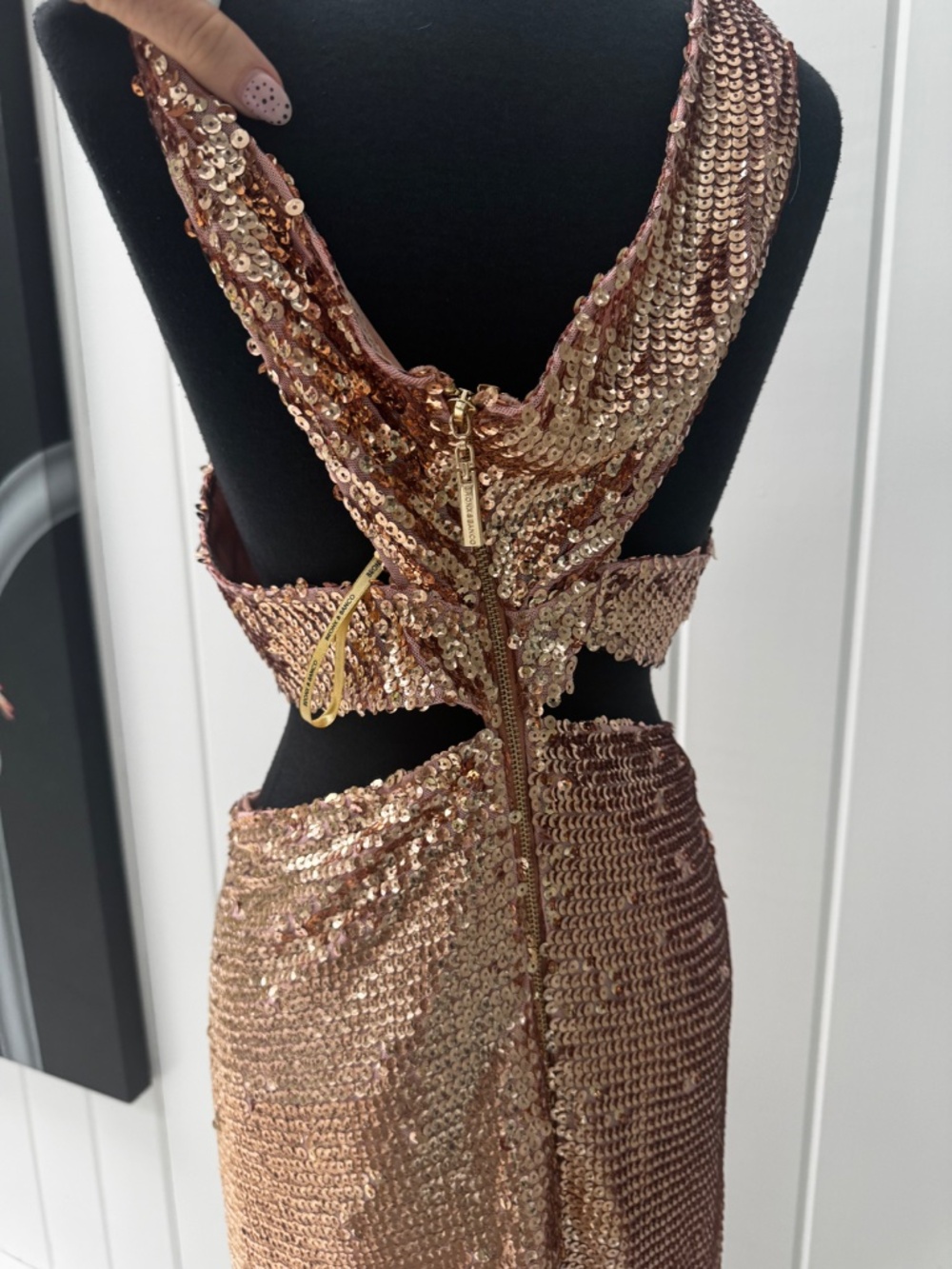 BRONX AND BANCO GOLD SEQUIN LONG DRESS GOWN MEDIUM - Picture 3 of 9